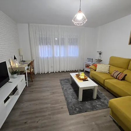 Spacious With Sea View In O Grove, 110 M²