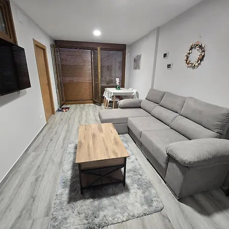 Spacious With Sea View In O Grove, 110 M² Lejlighed
