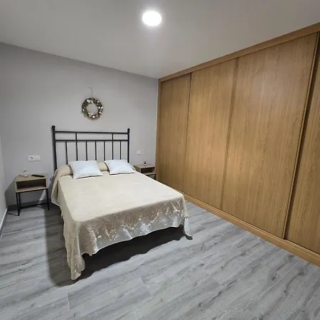 Spacious With Sea View In O Grove, 110 M² * O Grove